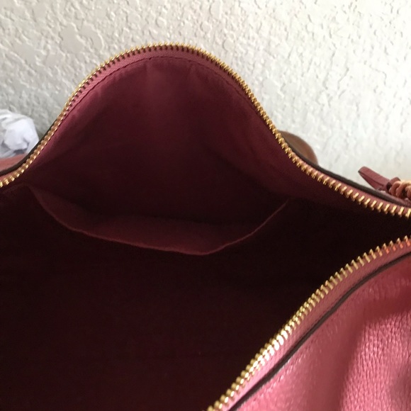 Coach - Picture 3 of 3